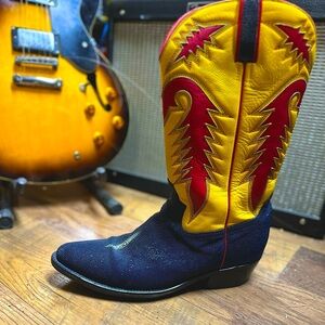 Boots sz 12 lucchese stingray skin